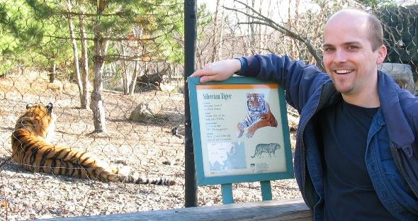 Brett at the Siberian Tiger exhibit of the Madison Zoo